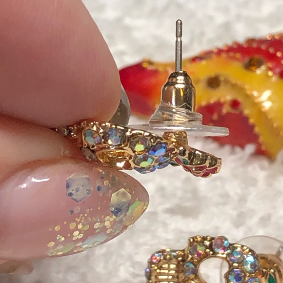 🐈⬛Goth SKULL/rhinestone earrings-gold, pretty/goth/Halloween, day of the dead - Picture 4 of 9